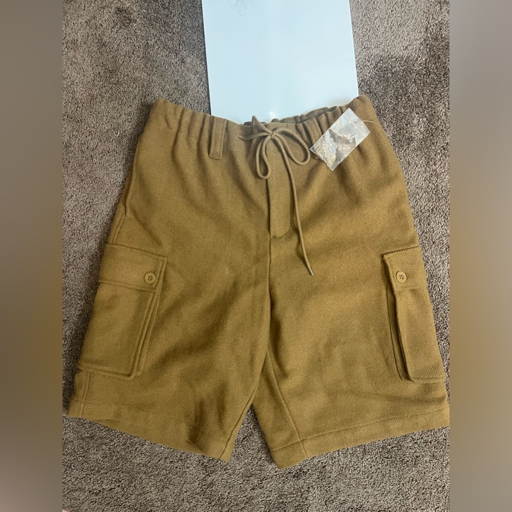 NWT FREE PEOPLE Charli Wool Cargo Shorts, MED - Picture 3 of 4